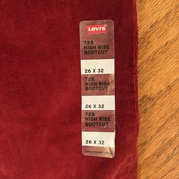 NWT Levi’s corduroy 725, high-rise boot, cut, burgundy, 26×32 - Picture 4 of 10
